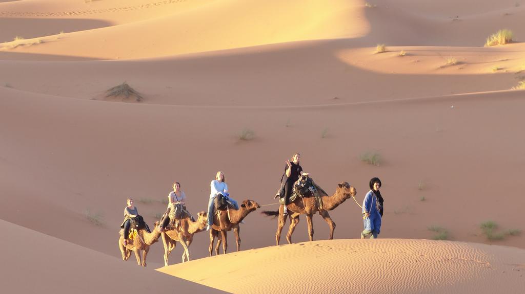 Luxury Camp Camelhouse Hotel Merzouga Ngoại thất bức ảnh